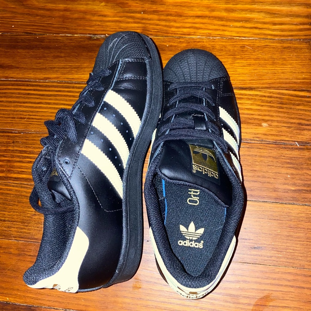 Youth Black Adidas Superstars